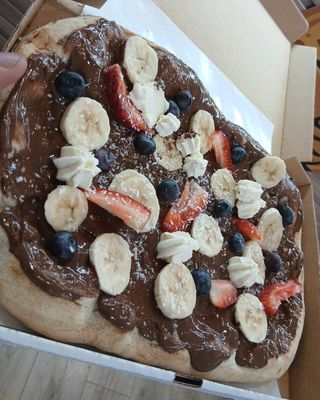 Pizza cu Nutella Labubu