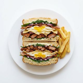 Sándwich Especial BP Con Lomo Adobado