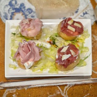 Degustazione di sfinciotti pasta fritta 4 pezzi