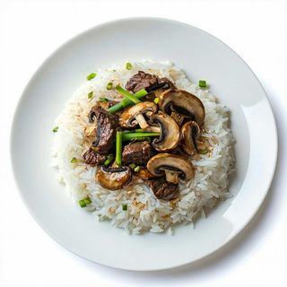 Donburi manzo con bambu e funghi shiitake