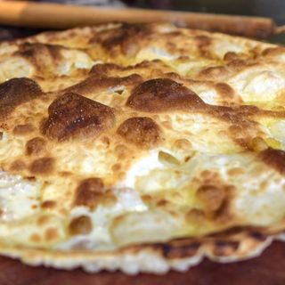 Focaccia col Formaggio "tipo Recco"