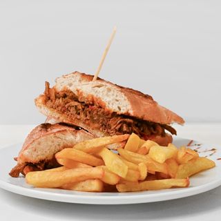 Bocadillo De Asado Argentino