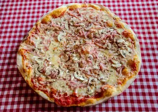 Pizza Capricciosa 