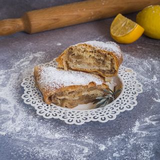 Domaća pita sa orasima