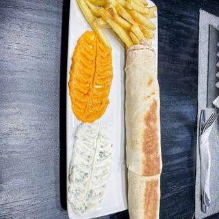 Sandwich Shawarma Poulet Grand + Frites