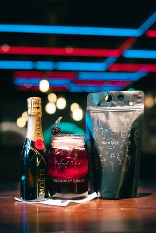 SPARKLING BLACKBERRY SANGRIA - GRADAZIONE ALCOLICA: 9%