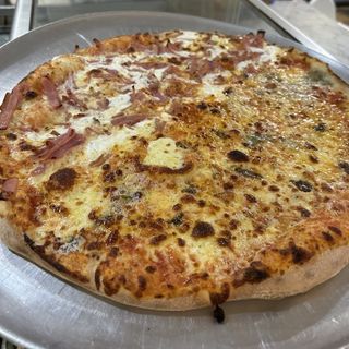 Pizza cuatro quesos (gigante)