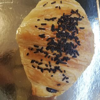 Croissant De Mantequilla Con Chocolate