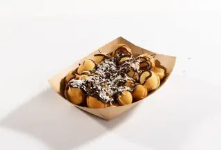 Mini gogosi cu nutella si nuca de cocos