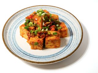 Tofu salteado con verdura