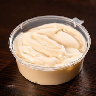 Garlic mayo/ Maioneză cu usturoi