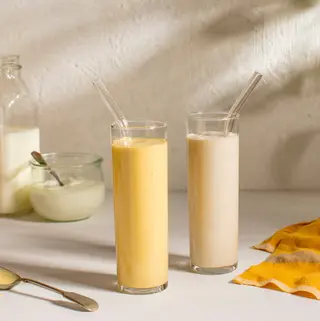 Mango lassi