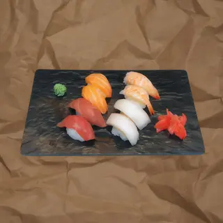 110. Variado Sushi (8 Pzs.)