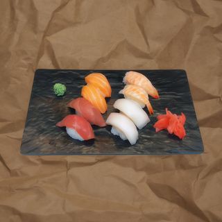 110. Variado Sushi (8 Pzs.)