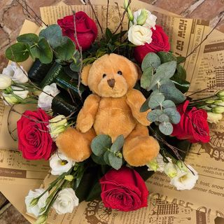 Love bear bouquet