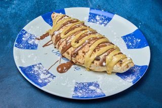 Slatka calzone sweet