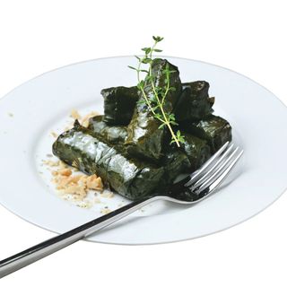 Դոլմա խաղողի տերևներով 1 հատ
