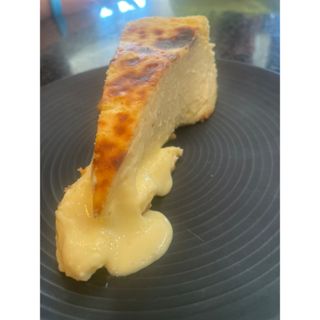 Tarta de queso en porción
