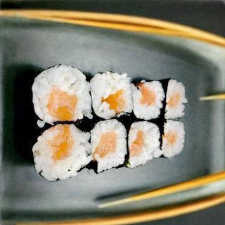 Hosomaki salmone 8 pezzi