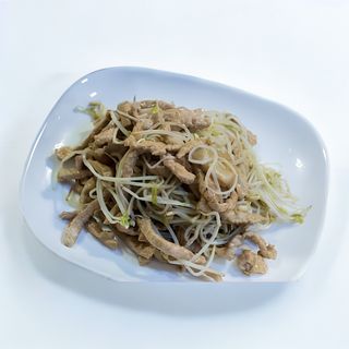 Maiale con germogli di soia