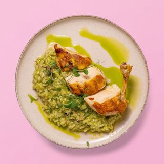 Пилешко филе и аспержи