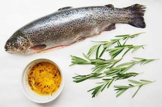 Pstrąg 200-300gr. szt.