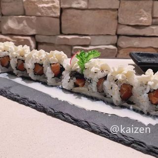 55. Uramaki Philadelphia