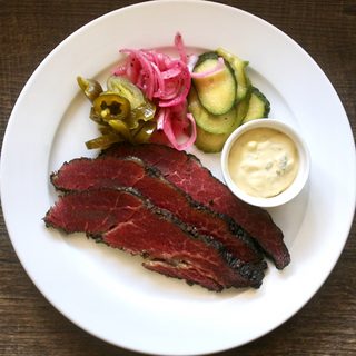 საქონლის პასტრამი 100გრ