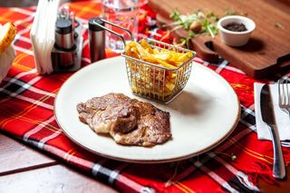 Ceafă de porc la grătar 