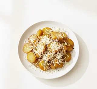 Картопля по-селянськи з часником та сиром (180г)