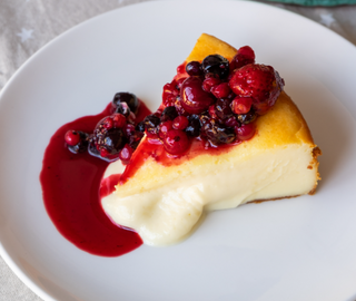 Tarta De Queso Con Frutos Rojos