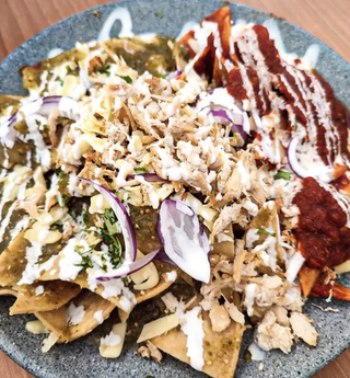 Chilaquiles Mixtos