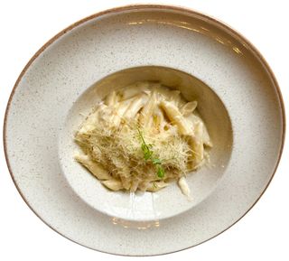 Paste cu brânzeturi Românești