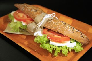 Sandwich cu feta