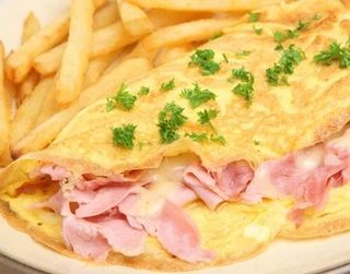 Menú 2 Omelette De Jamón Y Queso