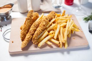 Spicy Crispy cu cartofi prajiti