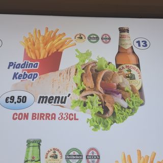 Piadina yufka kebap con birra a scelta