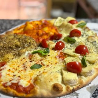 Pizza Quattro Formaggi