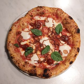 Pizza Spilinga (diavola, picante)