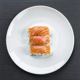 Sushi salmone