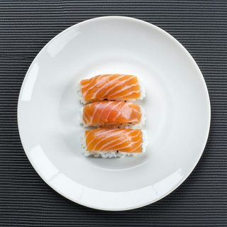 Sushi salmone