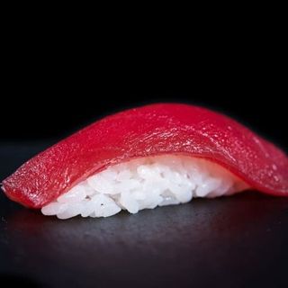 Nigiri De Atún (2 Pzs.)