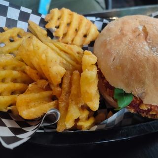 Hamburguesa De Vedella, Foie I Confitura De Figa