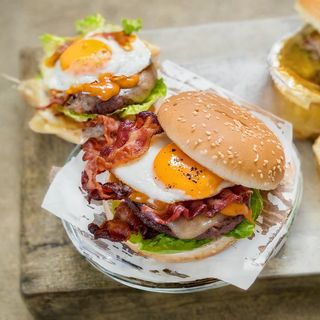 Hamburguesa de pollo completa