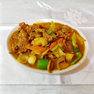 44. Ternera con salsa curry