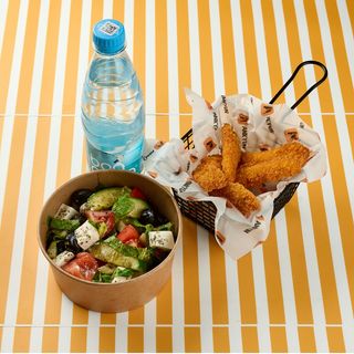 Նագեթս աղցան կոմբո