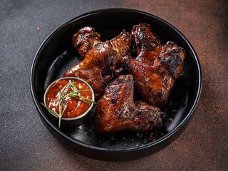 Медові крильця (100g)