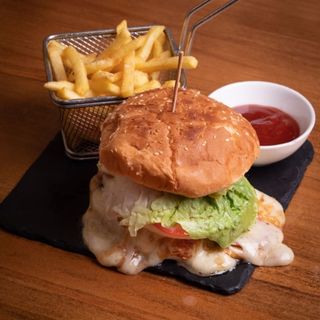 Hambuguesa Matt & Marshall