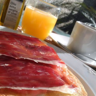 Desayuno Tostada Jamon