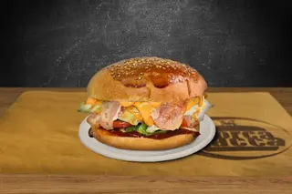 Pollo super bacon cheese